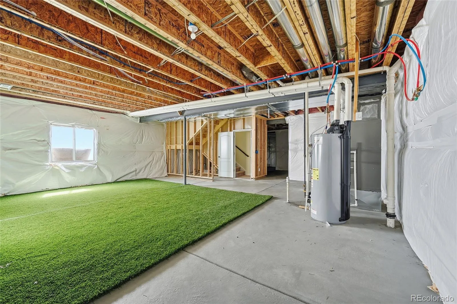 04082026192248 1600 19