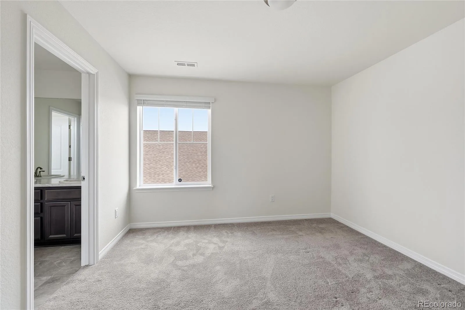 04082026192248 1600 35