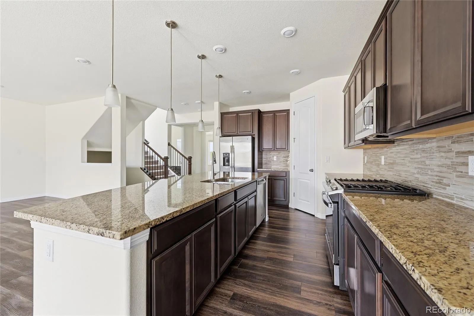 04082026192248 1600 6