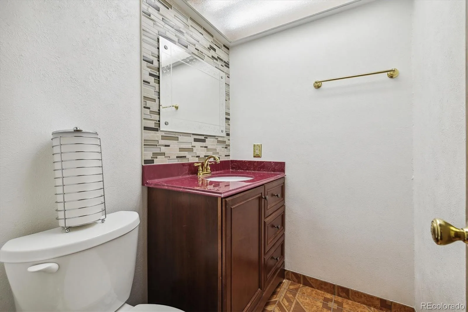 1024 S Alkire Street Lakewood CO 80228 | MLS #REC6555841 08182026184458 1600 7