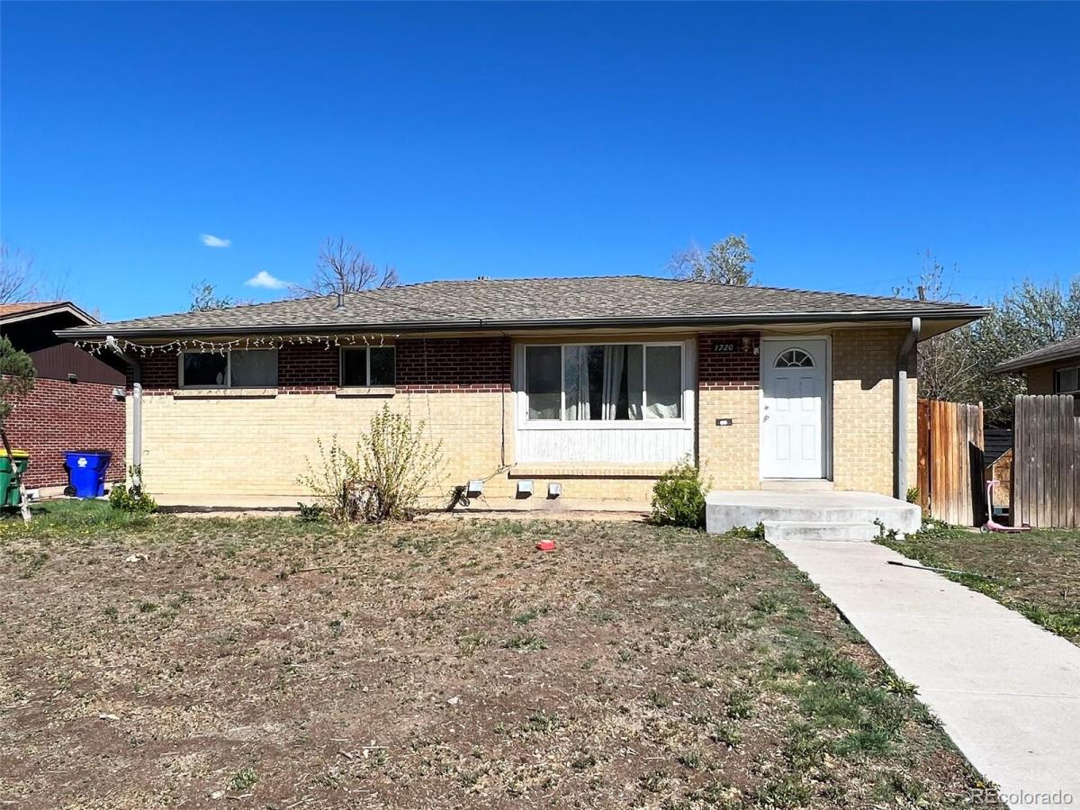 1720 Del Mar Parkway Aurora CO 80010 | MLS #REC6556671 MLS #REC6556671 image #0