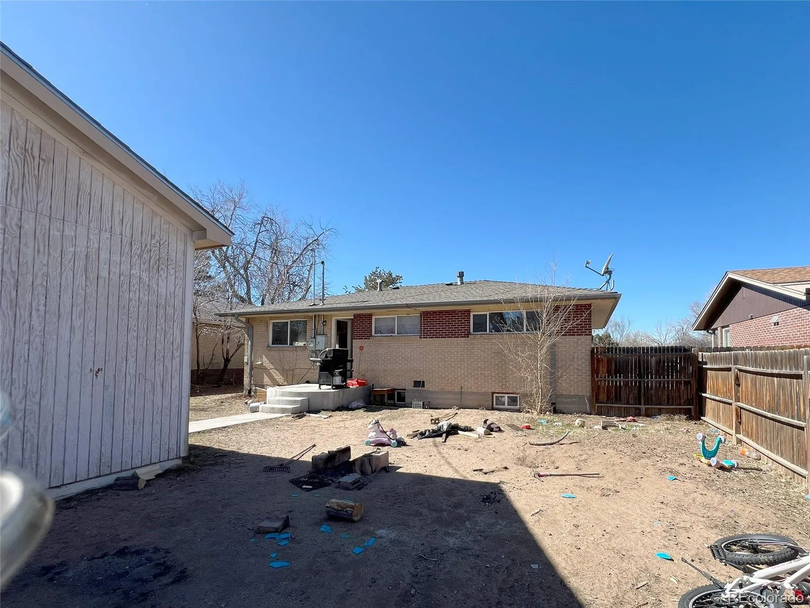 1720 Del Mar Parkway Aurora CO 80010 MLS #REC6556671 04072026235356 1600 5