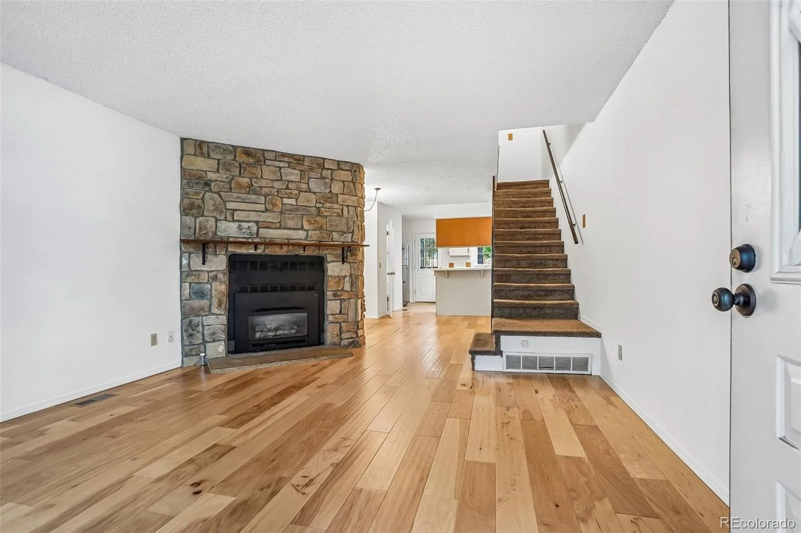 10212 W Dartmouth Avenue Denver CO 80227 | MLS #REC6557118 07302026195751 1600 1