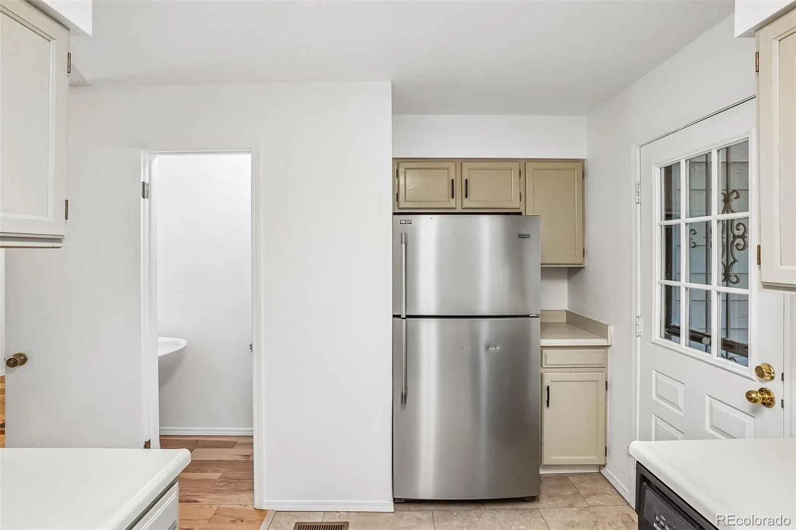 10212 W Dartmouth Avenue Denver CO 80227 | MLS #REC6557118 07302026195751 1600 12