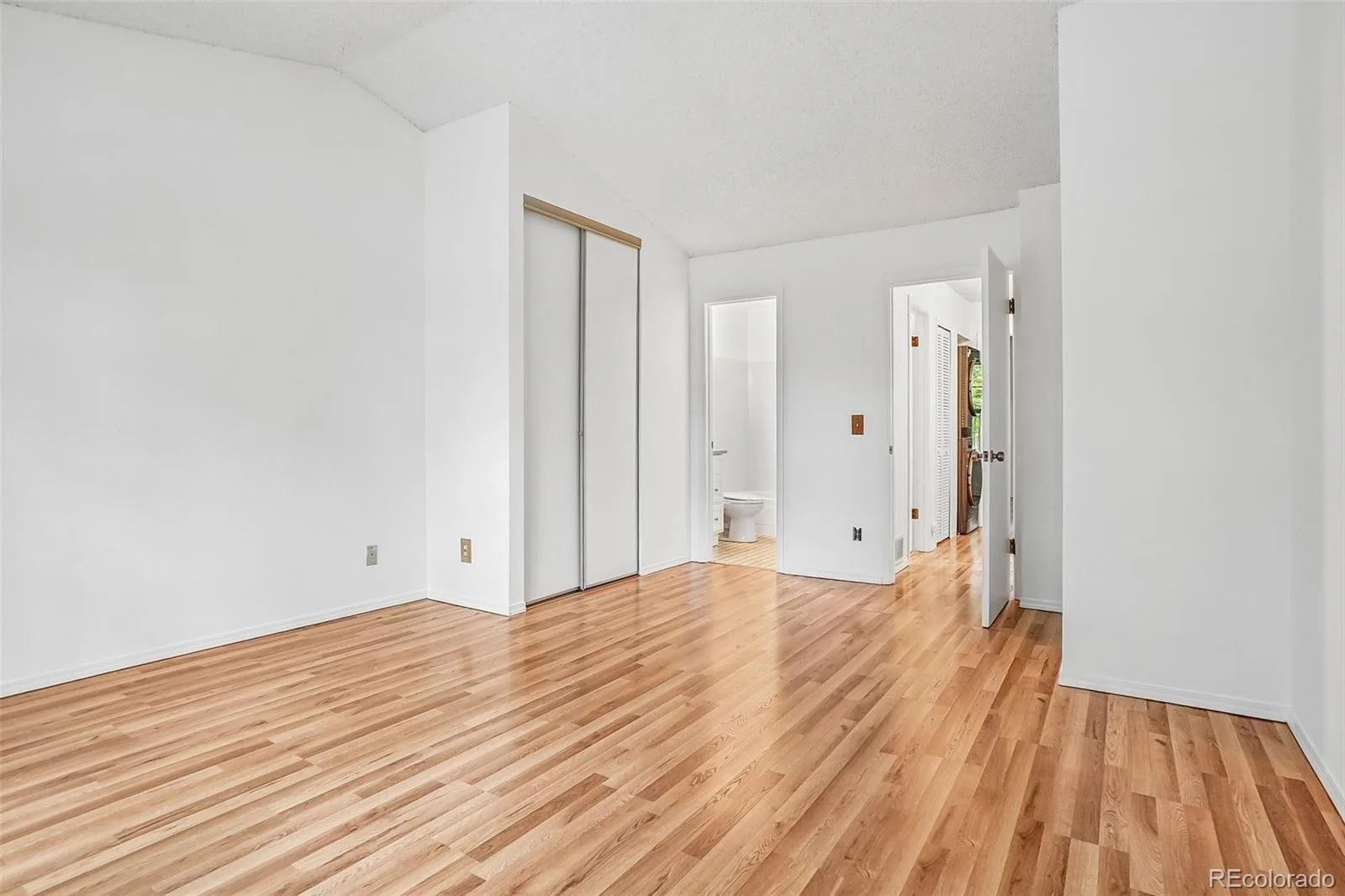 10212 W Dartmouth Avenue Denver CO 80227 | MLS #REC6557118 07302026195751 1600 18