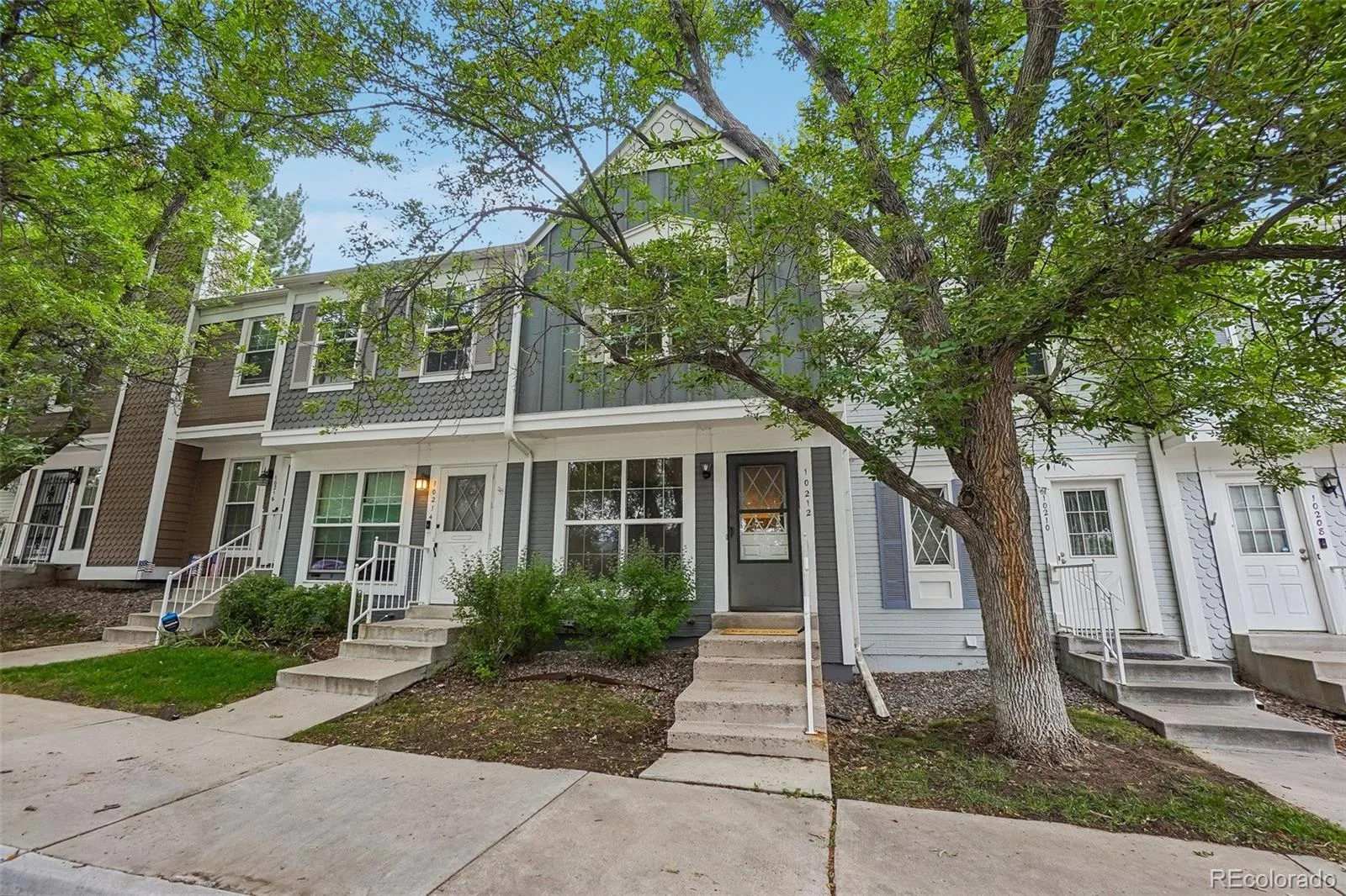 10212 W Dartmouth Avenue Denver CO 80227 | MLS #REC6557118 07302026195751 1600 25