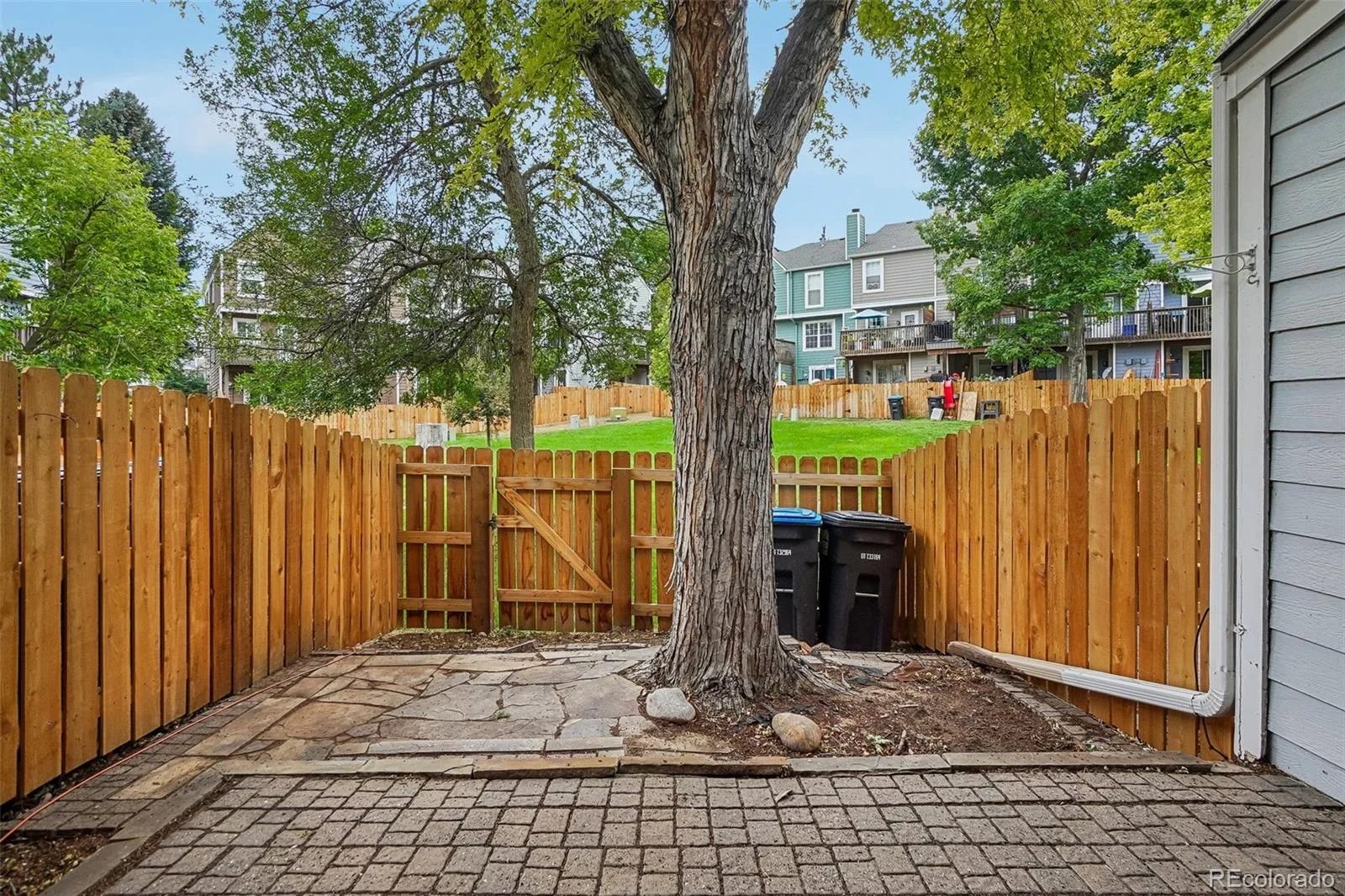 10212 W Dartmouth Avenue Denver CO 80227 | MLS #REC6557118 07302026195751 1600 29