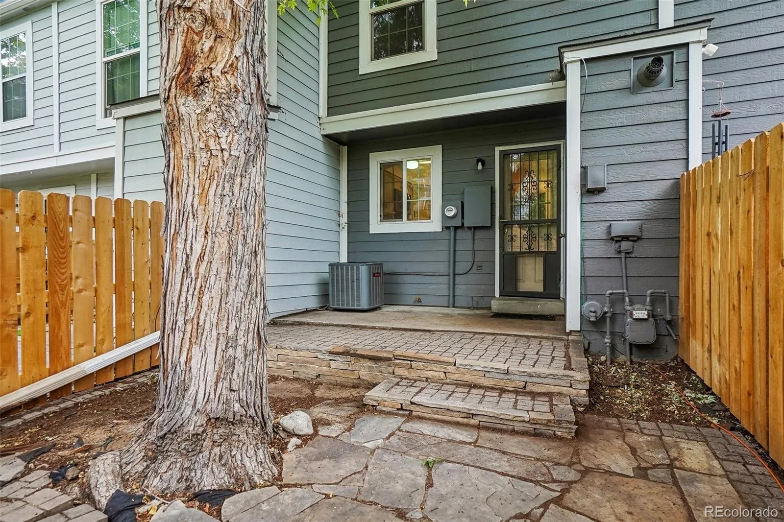 10212 W Dartmouth Avenue Denver CO 80227 | MLS #REC6557118 07302026195751 1600 33