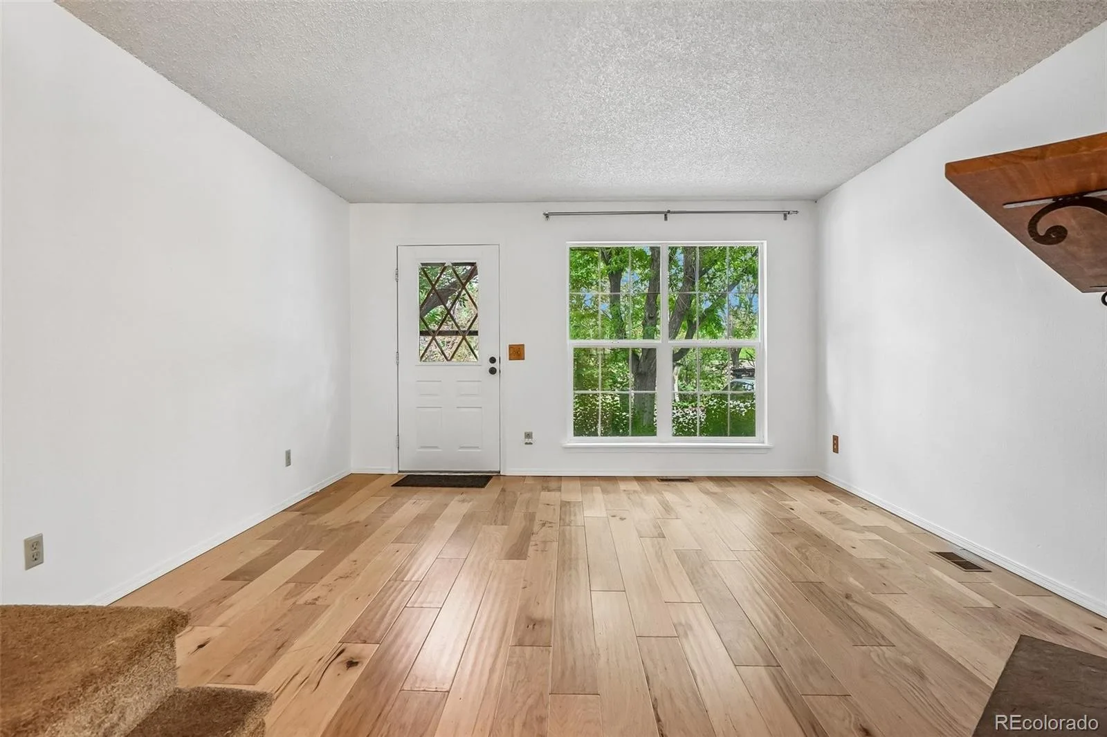 10212 W Dartmouth Avenue Denver CO 80227 | MLS #REC6557118 07302026195751 1600 5