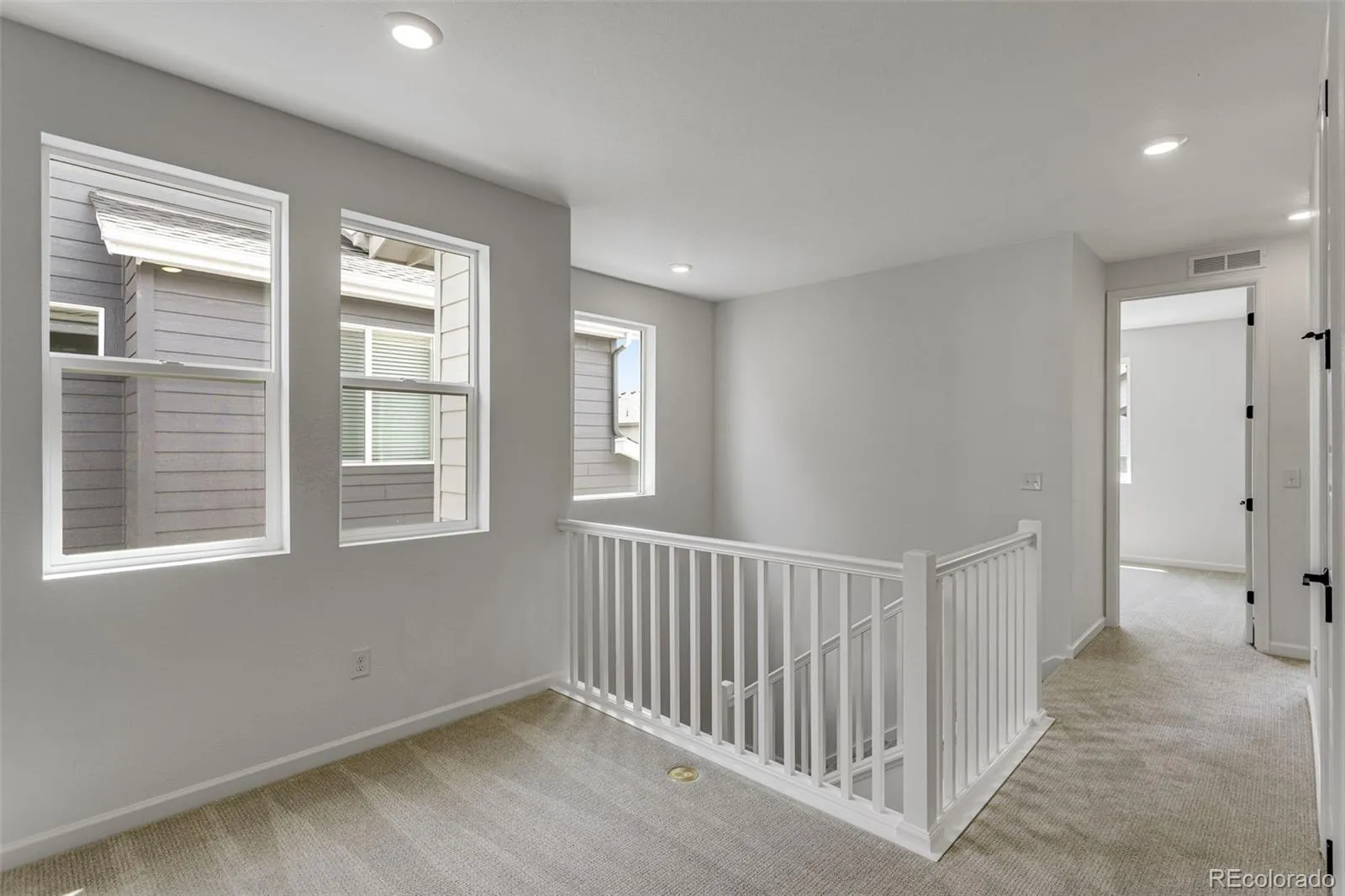 04132026040631 1600 18