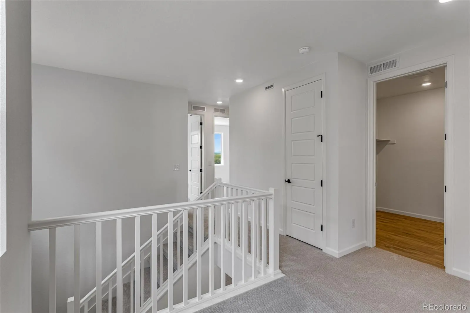 04132026040631 1600 19