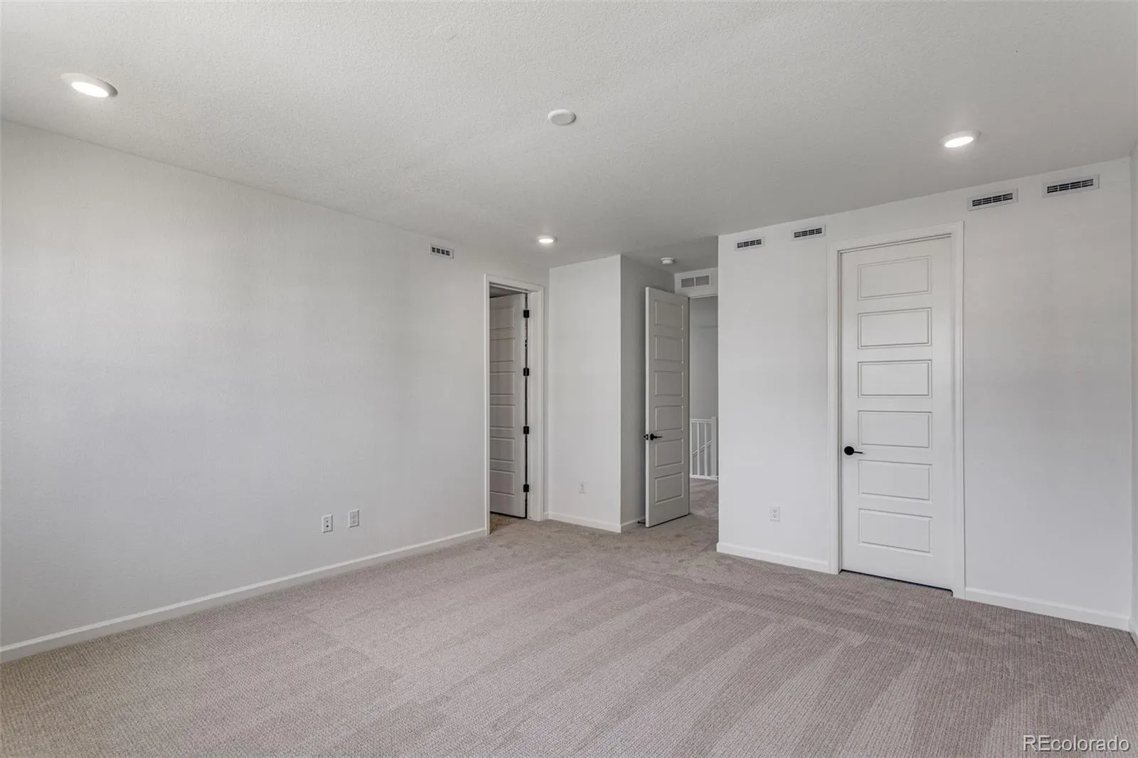 04132026040631 1600 23