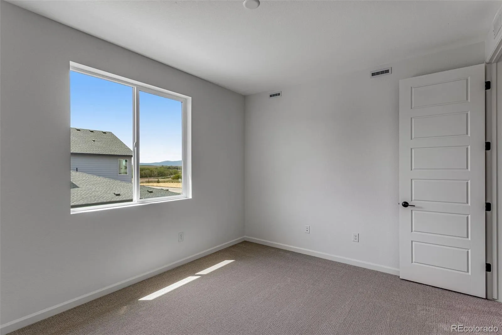 04132026040631 1600 27