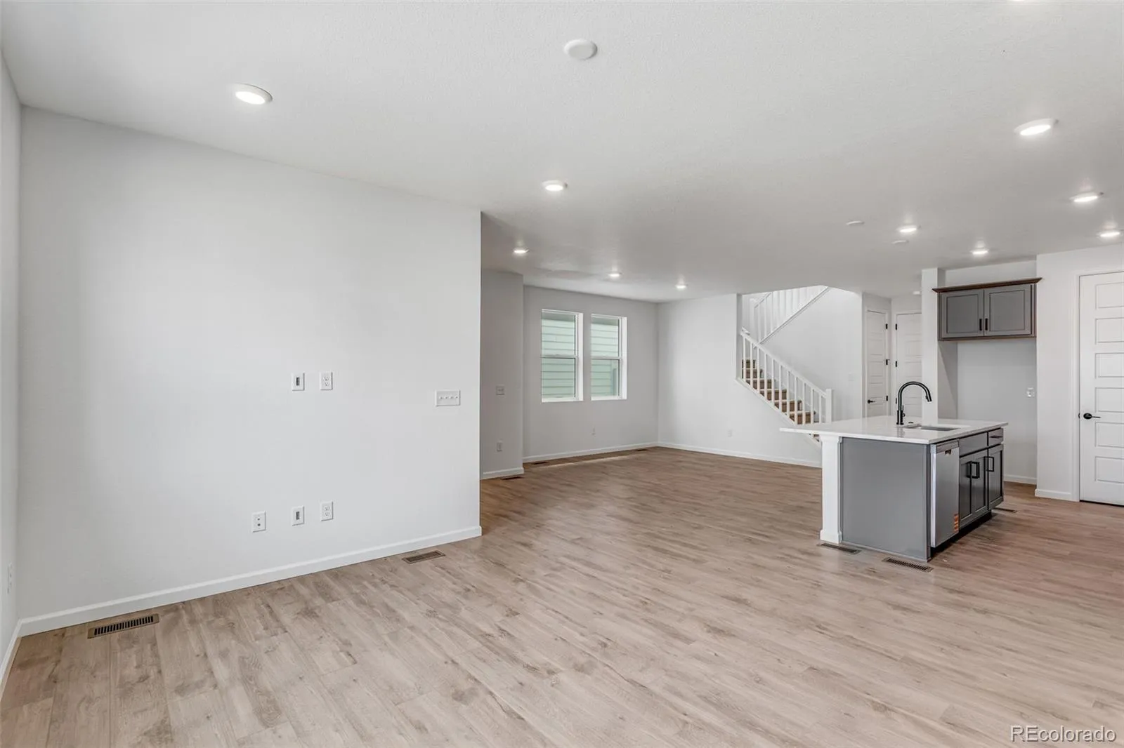 04132026040631 1600 5