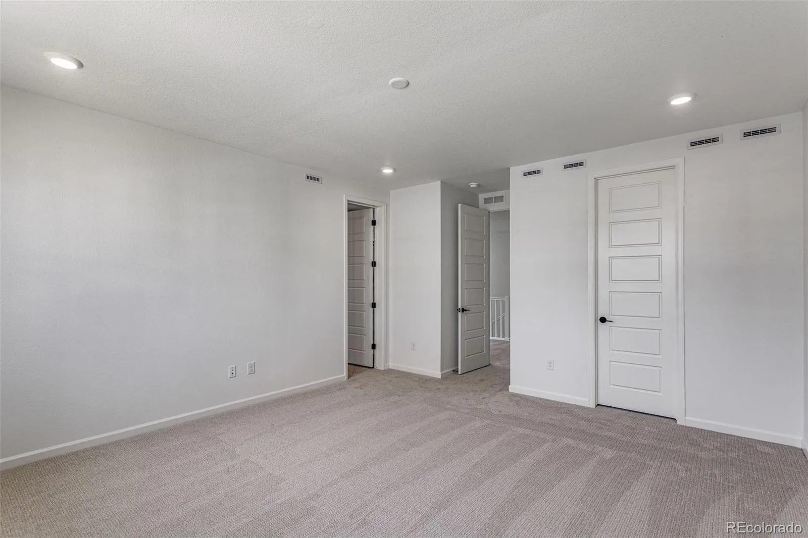1415 Great Western Drive Longmont CO 80501 MLS #REC6559240 06102026165025 1600 22