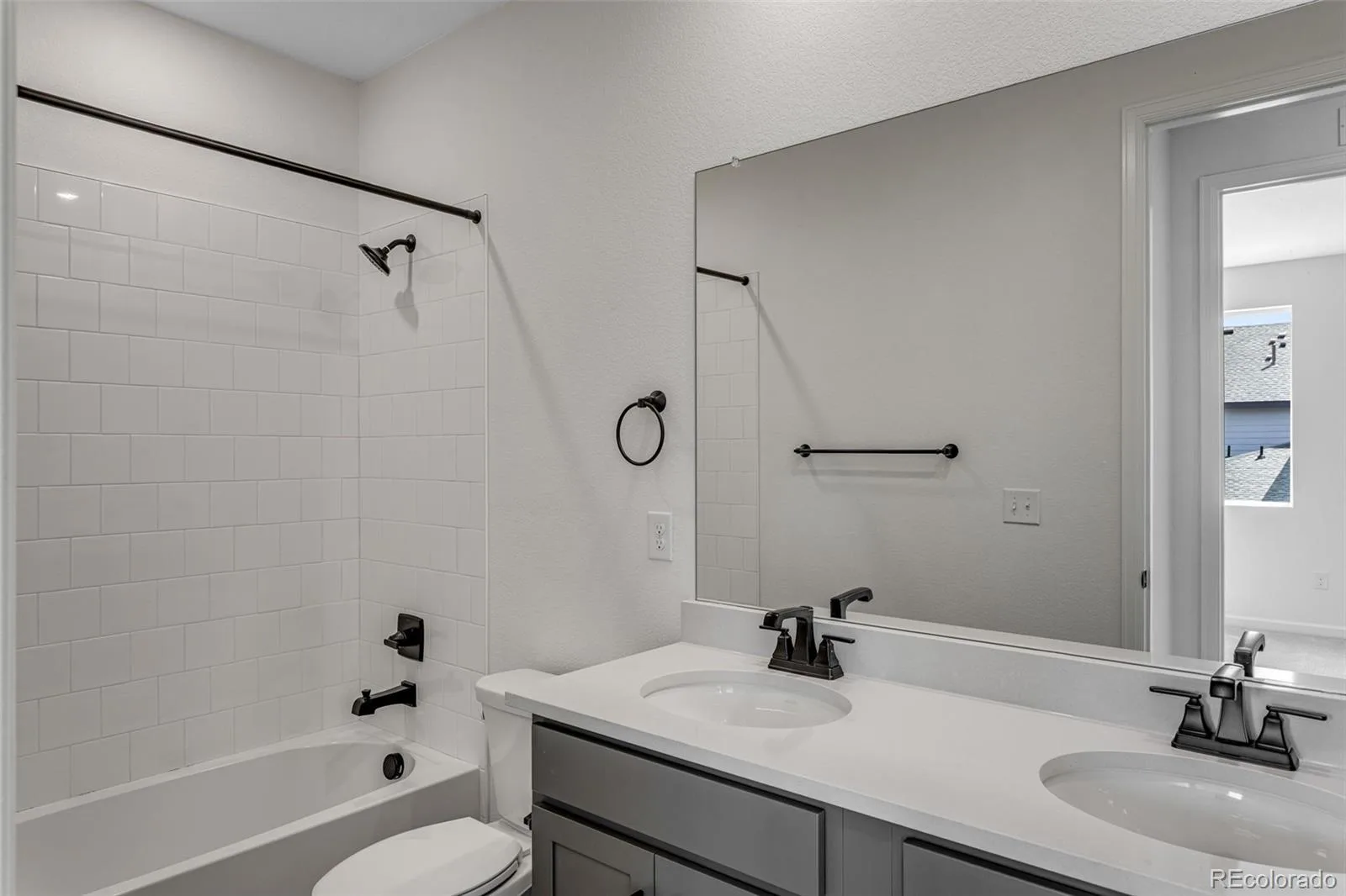 1415 Great Western Drive Longmont CO 80501 MLS #REC6559240 06102026165025 1600 29