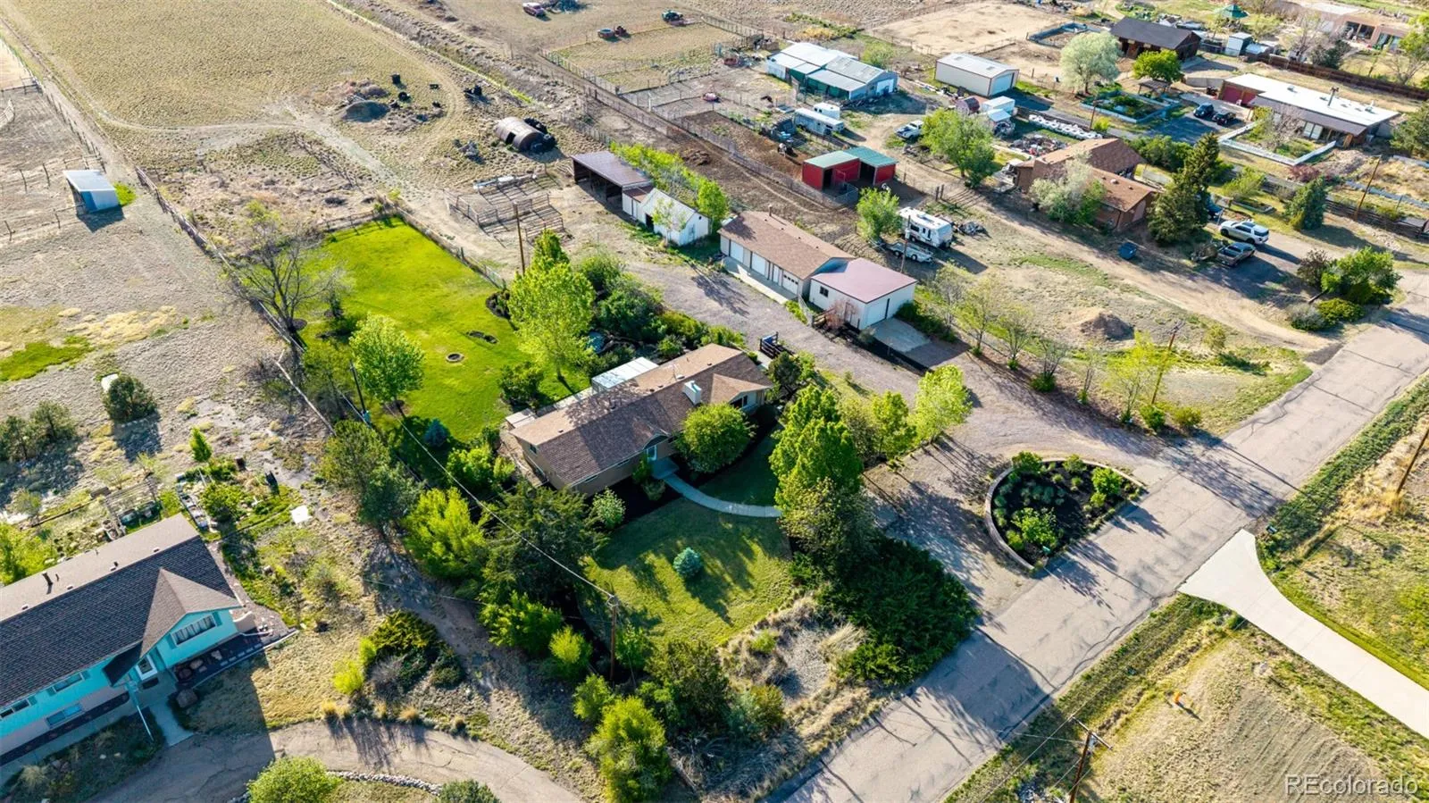 13861 Elmore Road Longmont CO 80504 MLS #REC6559355 05162026041052 1600 39