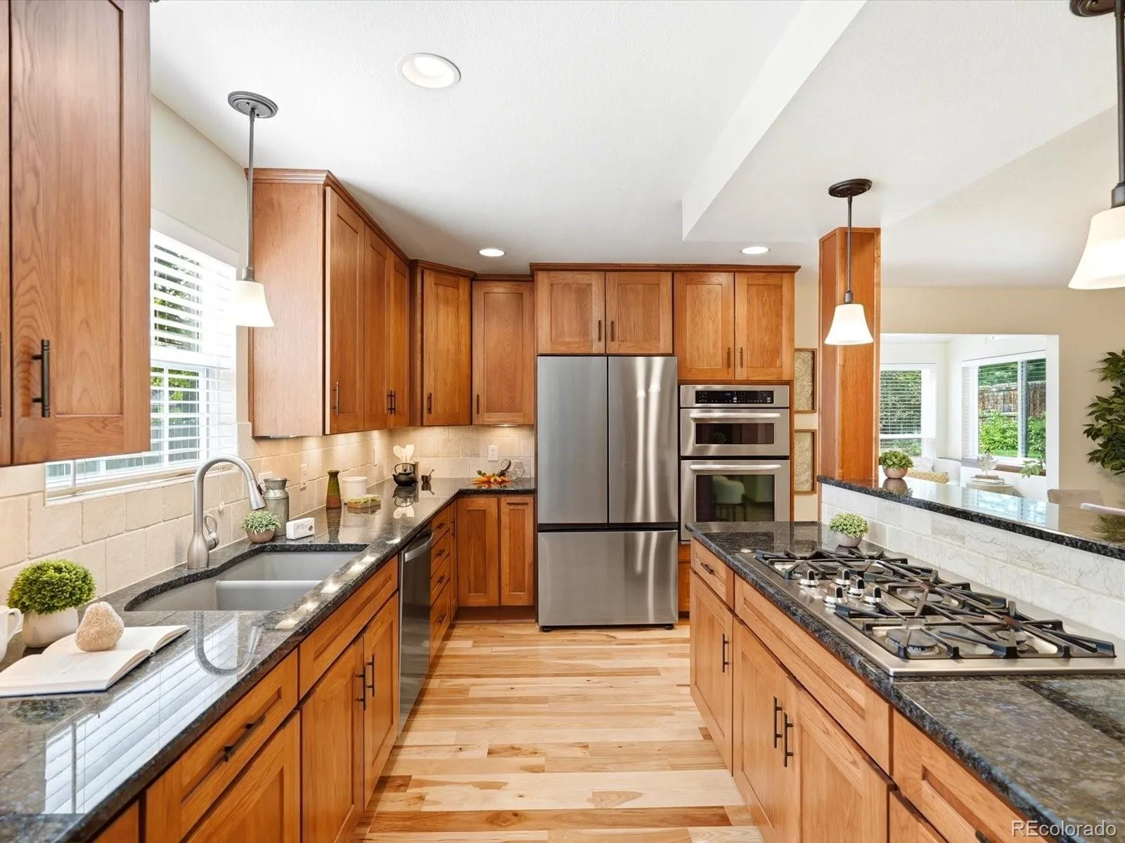 11520 Homestake Peak Littleton CO 80127 MLS #REC6561687 05112026152902 1600 23