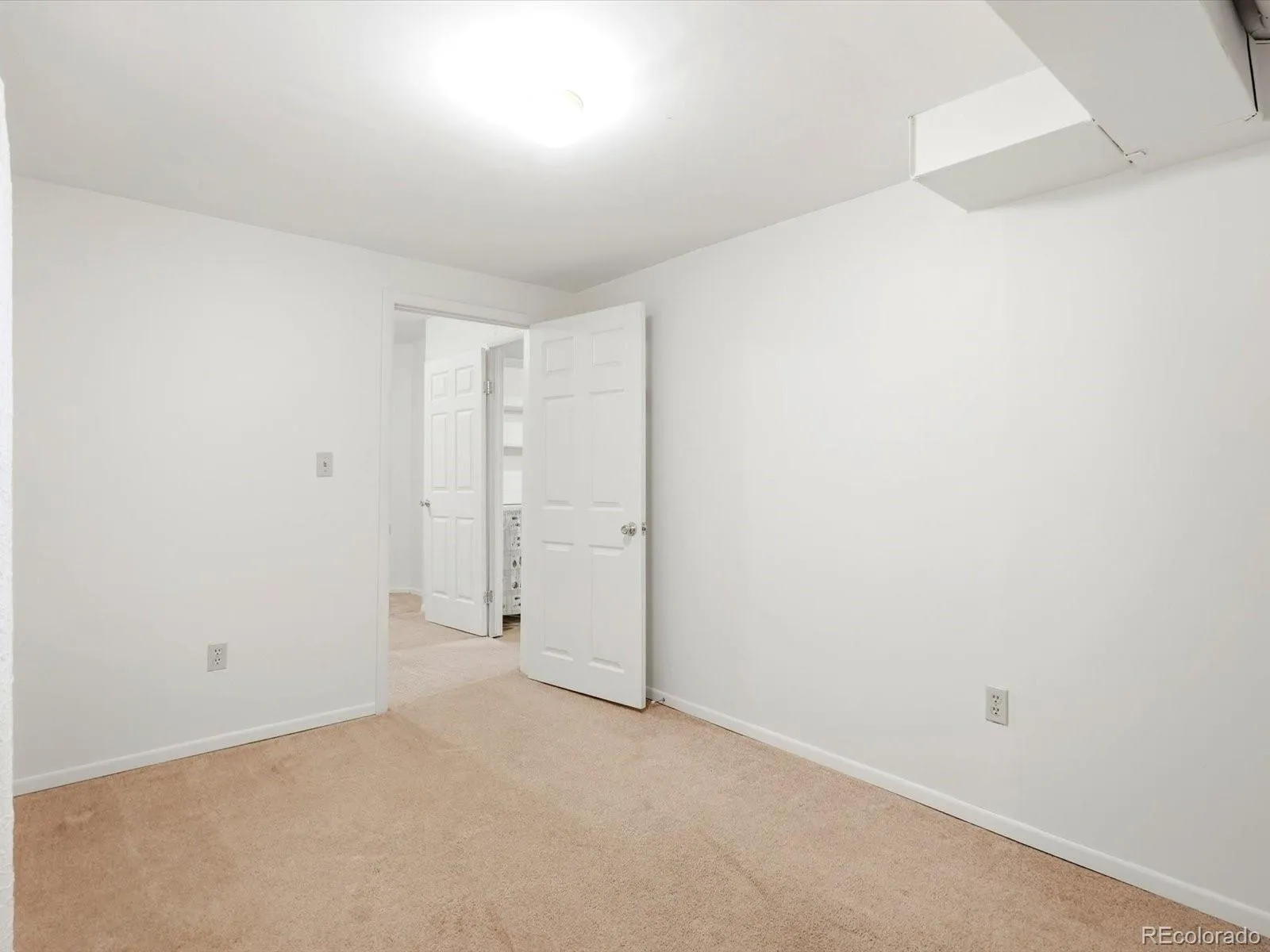 11520 Homestake Peak Littleton CO 80127 MLS #REC6561687 05112026152902 1600 35
