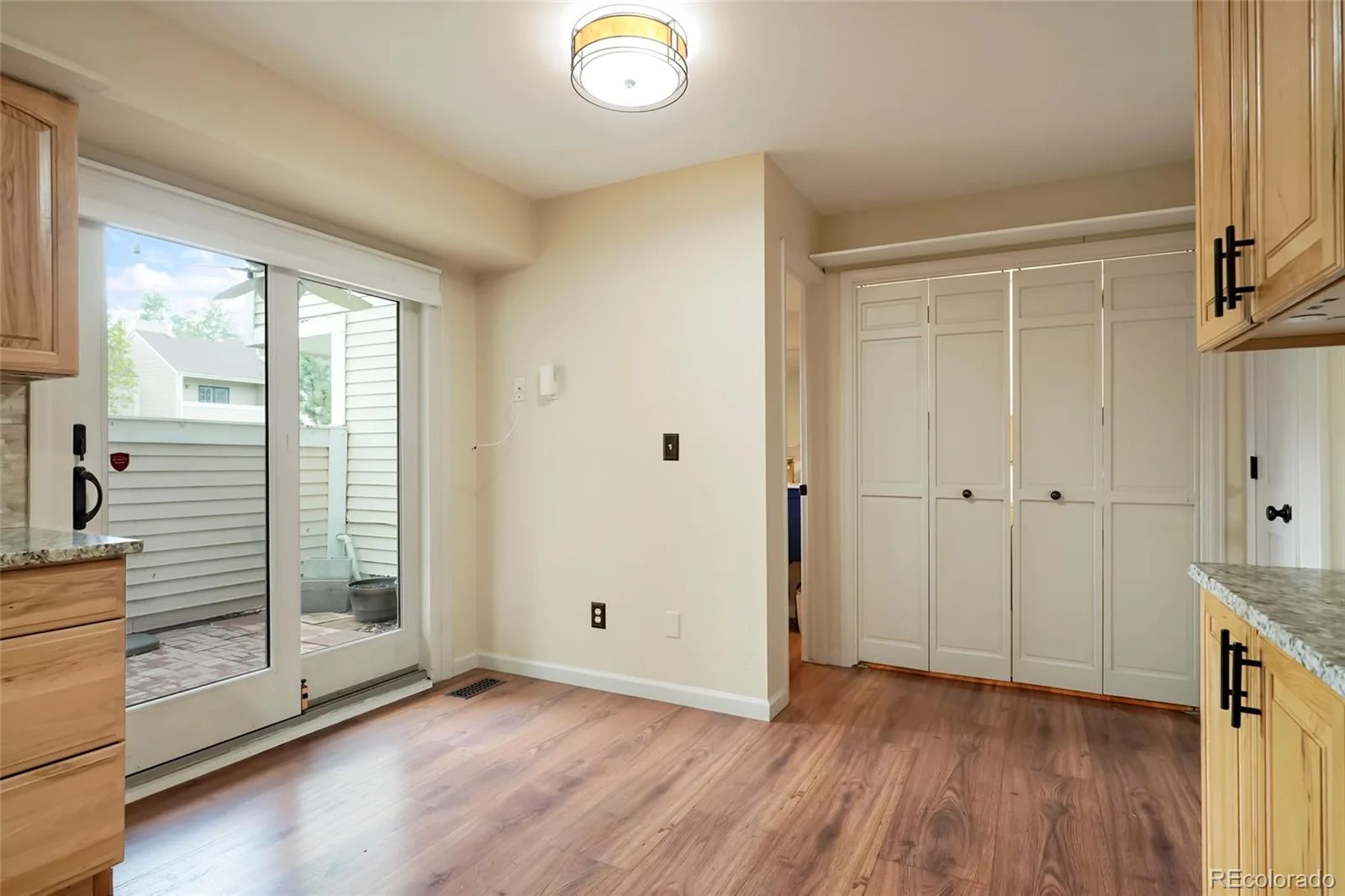 54 S Evanston Way Aurora CO 80012 | MLS #REC6565153 08032026015406 1600 11