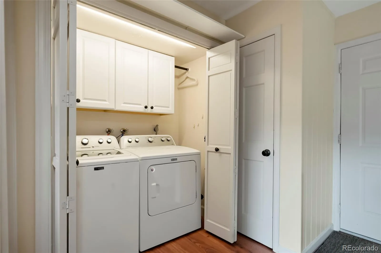 54 S Evanston Way Aurora CO 80012 | MLS #REC6565153 08032026015406 1600 13