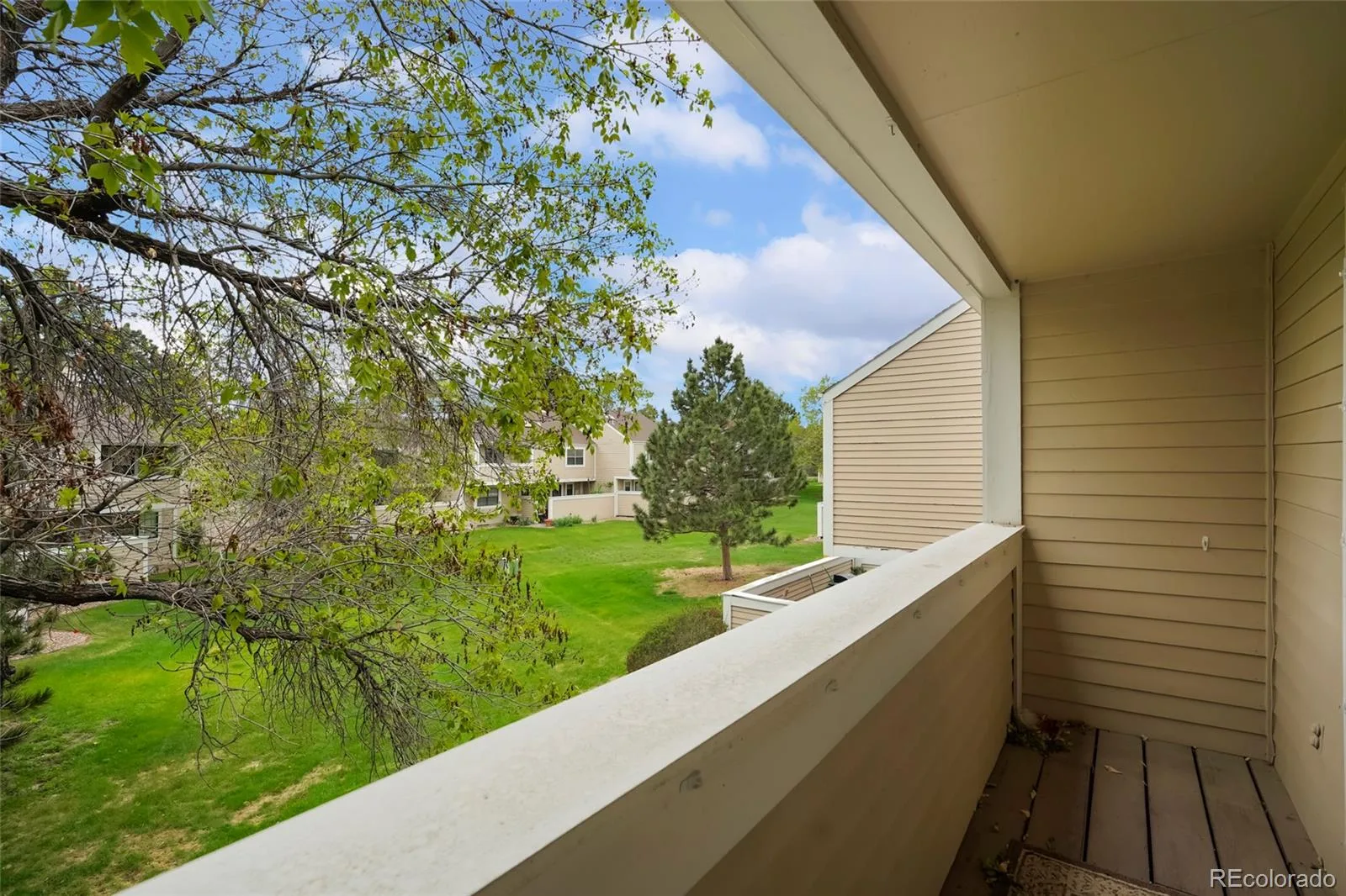 54 S Evanston Way Aurora CO 80012 | MLS #REC6565153 08032026015406 1600 22