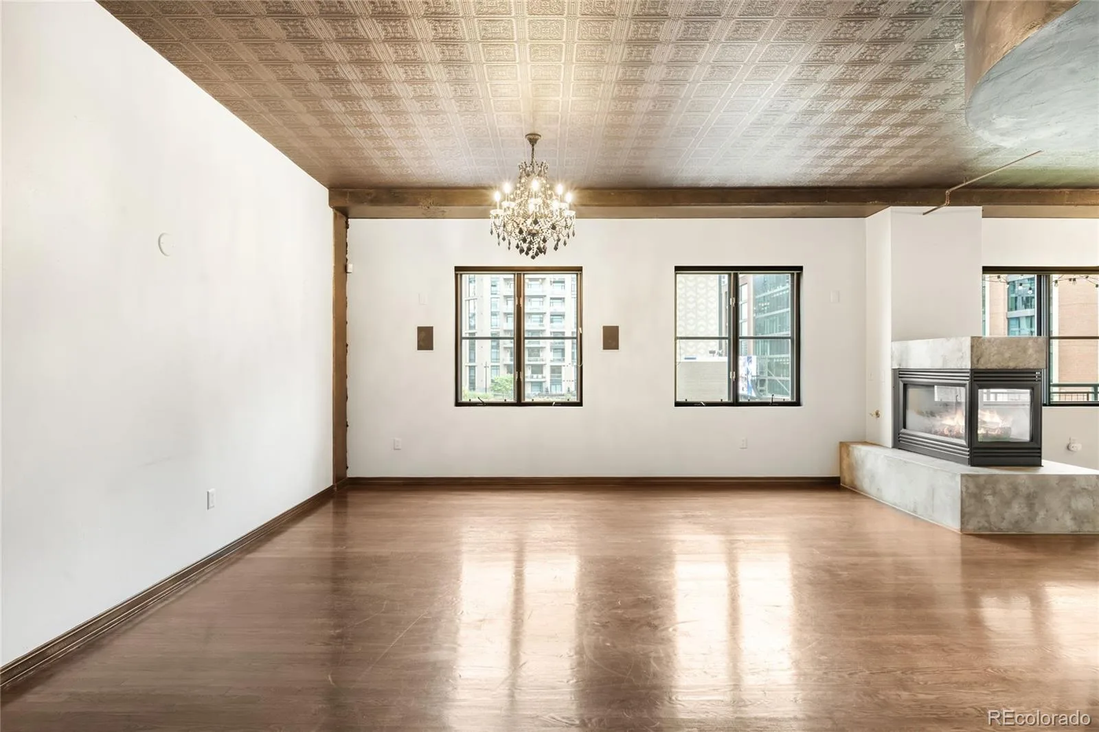 10012026210221 1600 9