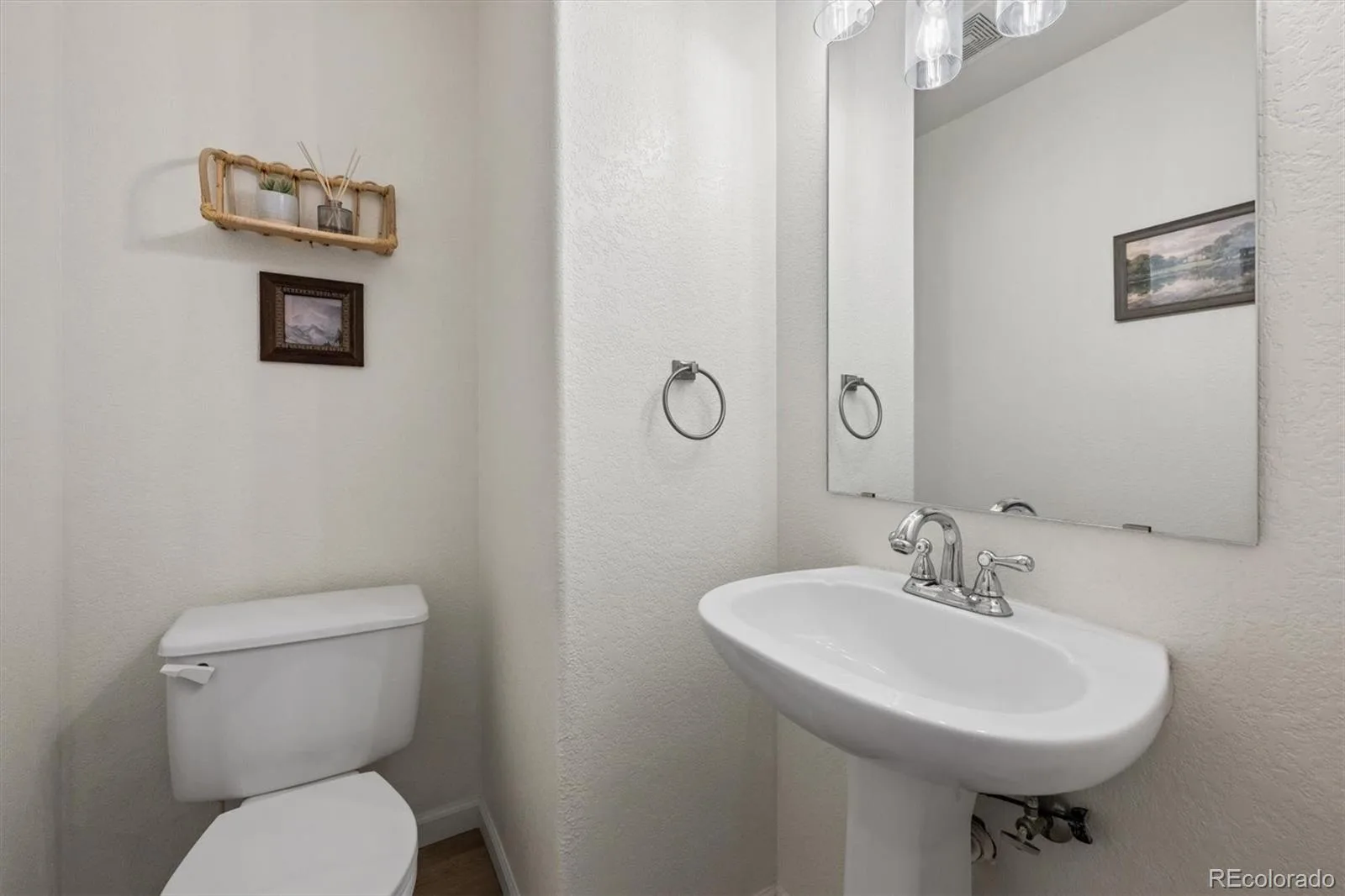 9659 Queenscliffe Drive Highlands Ranch CO 80130 | MLS #REC6567121 07112026022752 1600 12