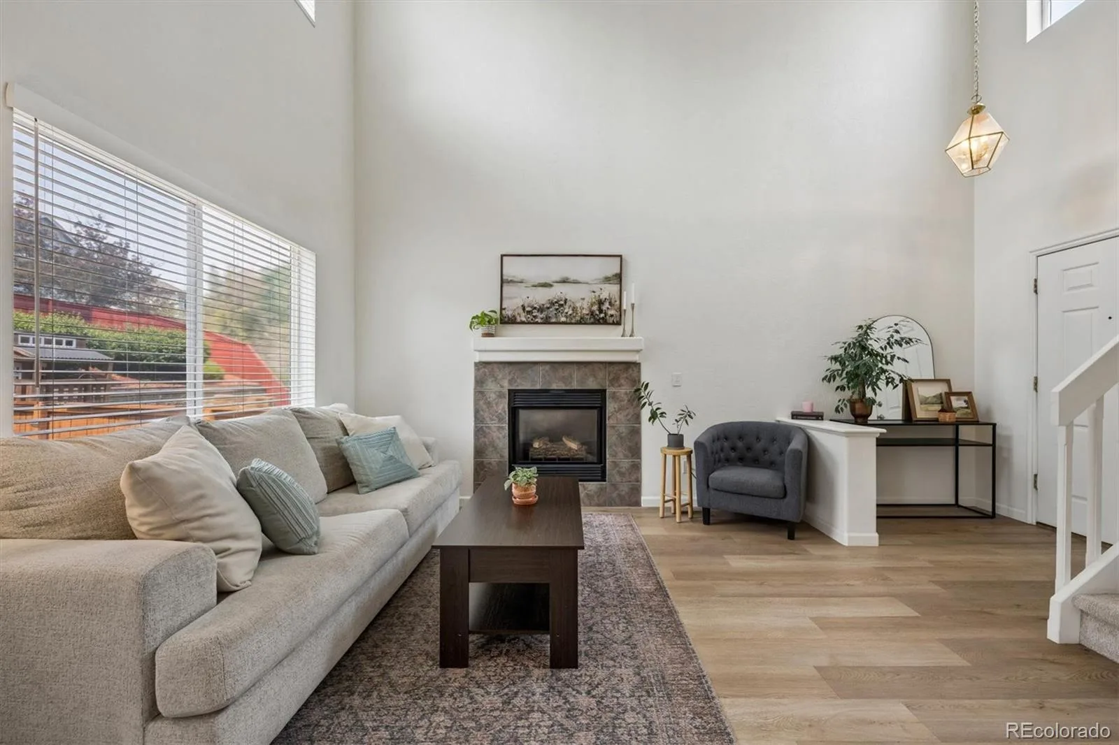 9659 Queenscliffe Drive Highlands Ranch CO 80130 | MLS #REC6567121 07112026022752 1600 4