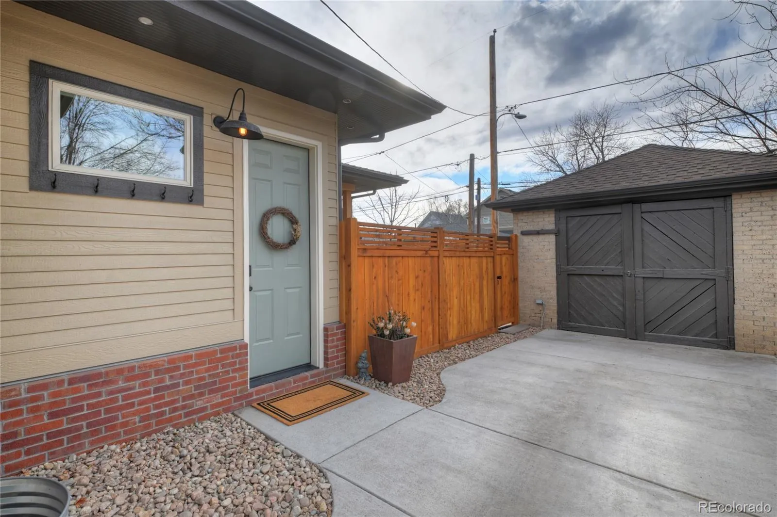 3869 Newton Street Denver CO 80211 MLS #REC6567331 05052026192405 1600 36