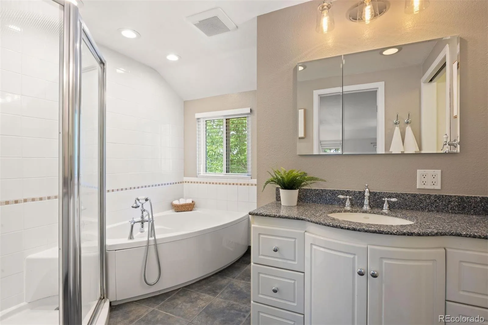 7285 E Fremont Place Centennial CO 80112 MLS #REC6567481 06242026003947 1600 28