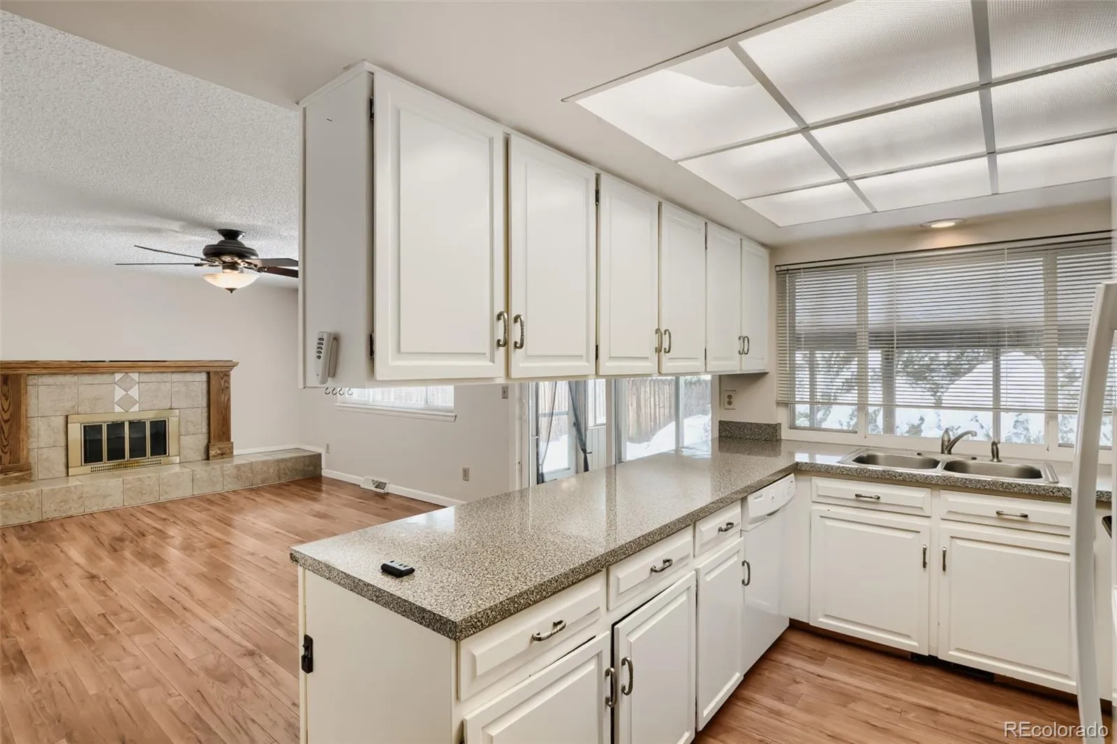 1514 S Lee Street Lakewood CO 80232 MLS #REC6567727 05092026023856 1600 28