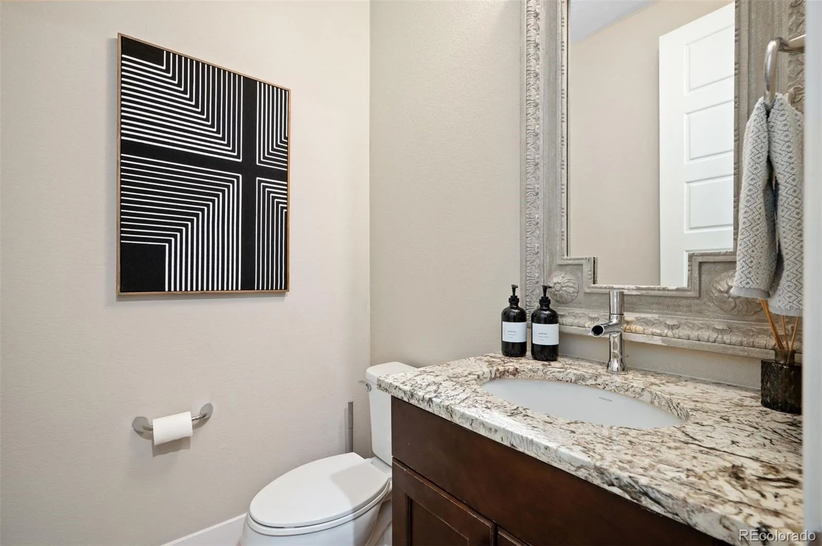 7945 E Prairie Meadow Drive Denver CO 80238 | MLS #REC6571005 08032026193035 1600 14