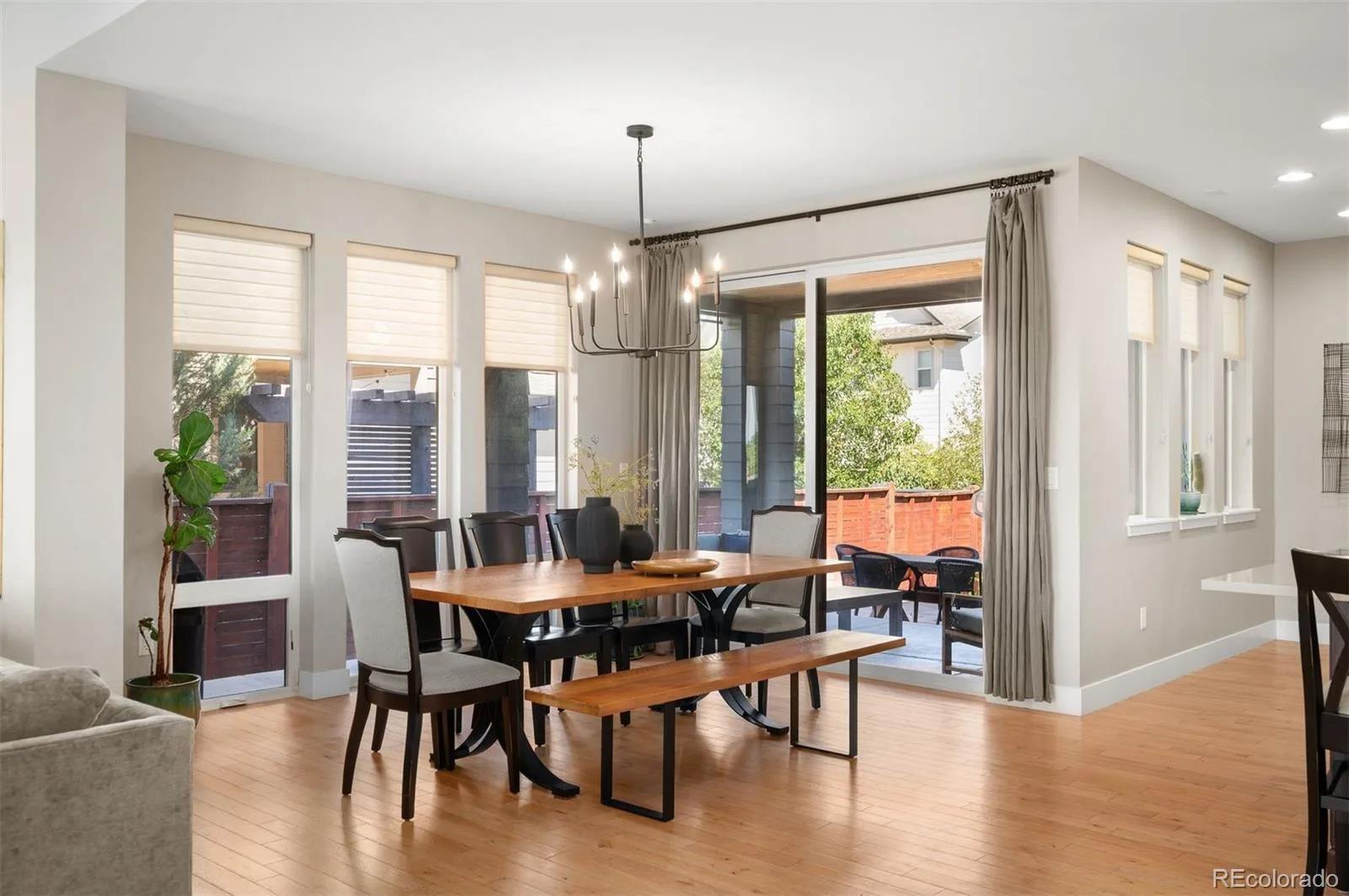 7945 E Prairie Meadow Drive Denver CO 80238 | MLS #REC6571005 08032026193035 1600 8