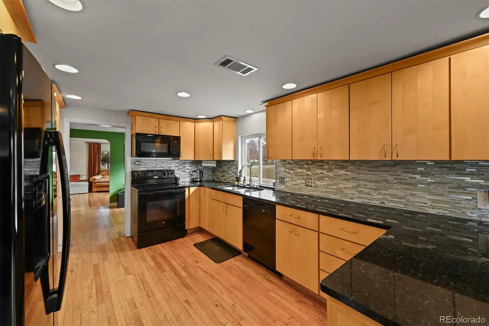 03062026150454 1600 16