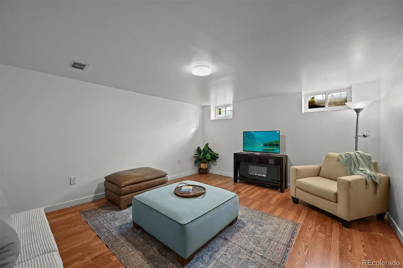 03062026150454 1600 33