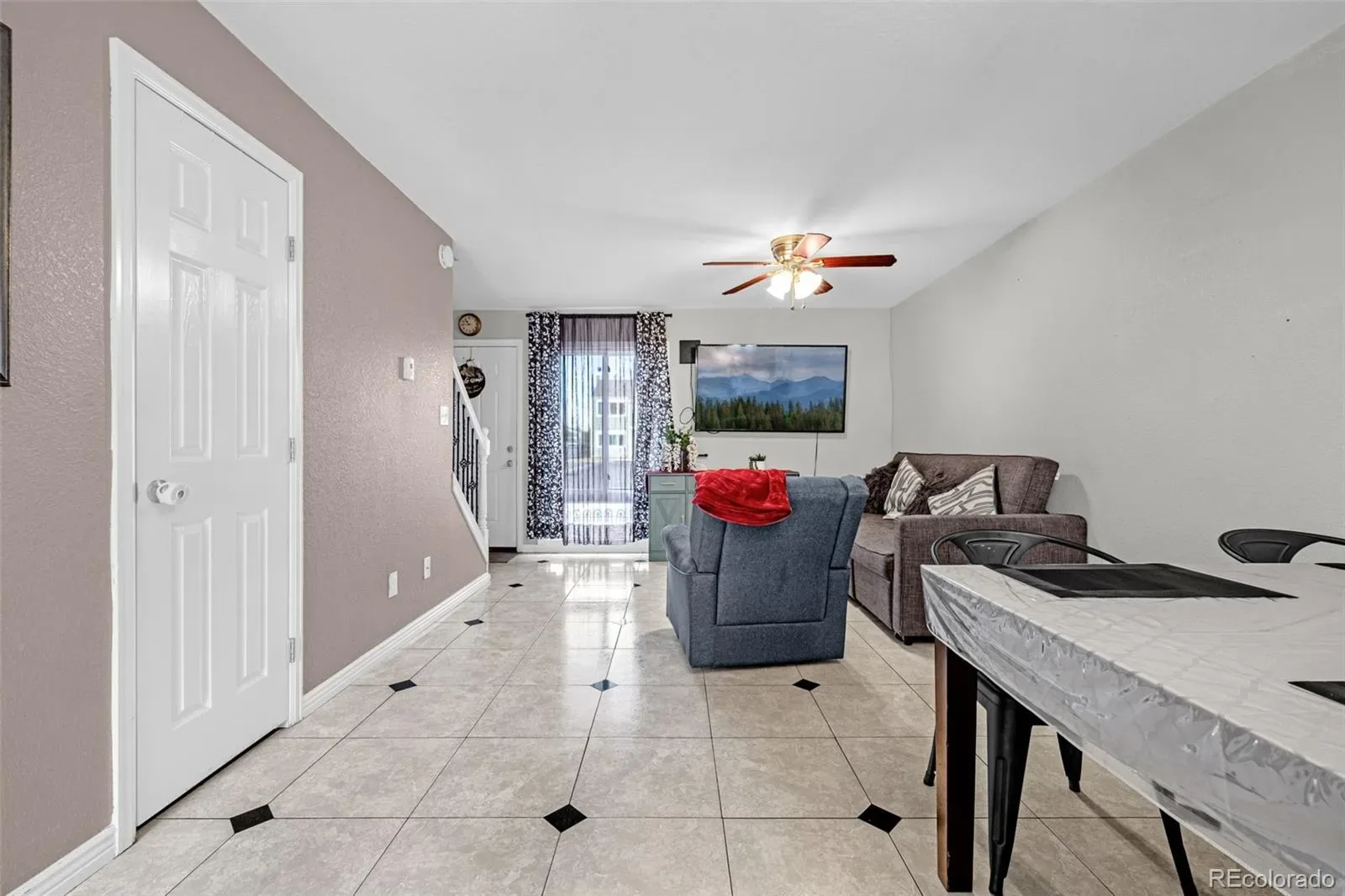 12182 E Kepner Place Aurora CO 80012 MLS #REC6574757 03192026013830 1600 10