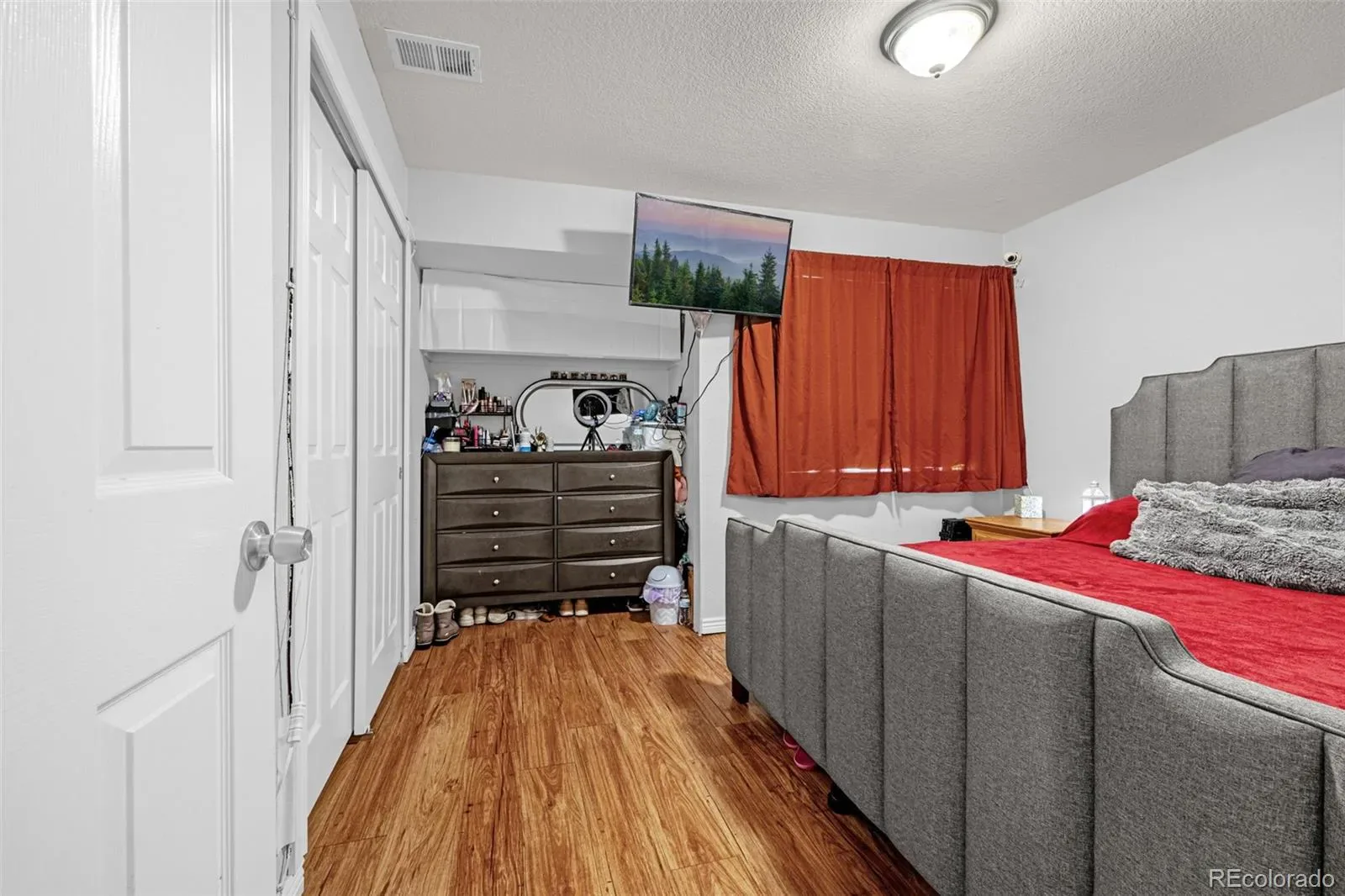12182 E Kepner Place Aurora CO 80012 MLS #REC6574757 03192026013830 1600 11