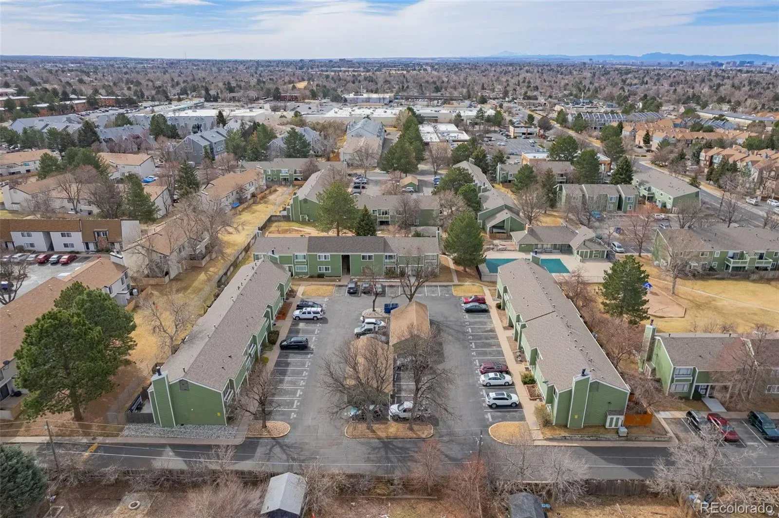 12182 E Kepner Place Aurora CO 80012 MLS #REC6574757 03192026013830 1600 24