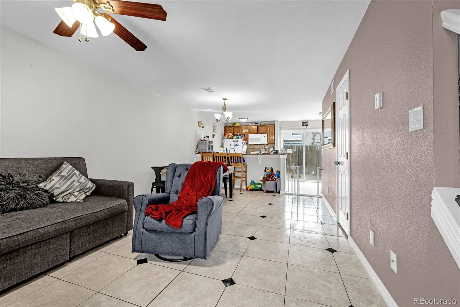 12182 E Kepner Place Aurora CO 80012 MLS #REC6574757 03192026013830 1600 4