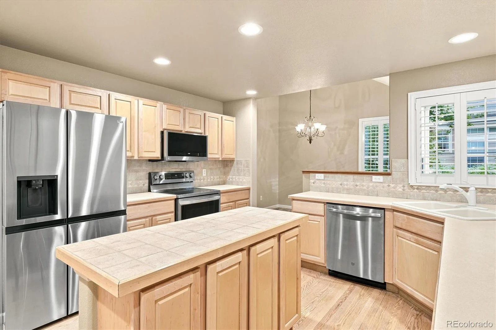 8412 S Miller Court Littleton CO 80127 | MLS #REC6576528 07282026145641 1600 13