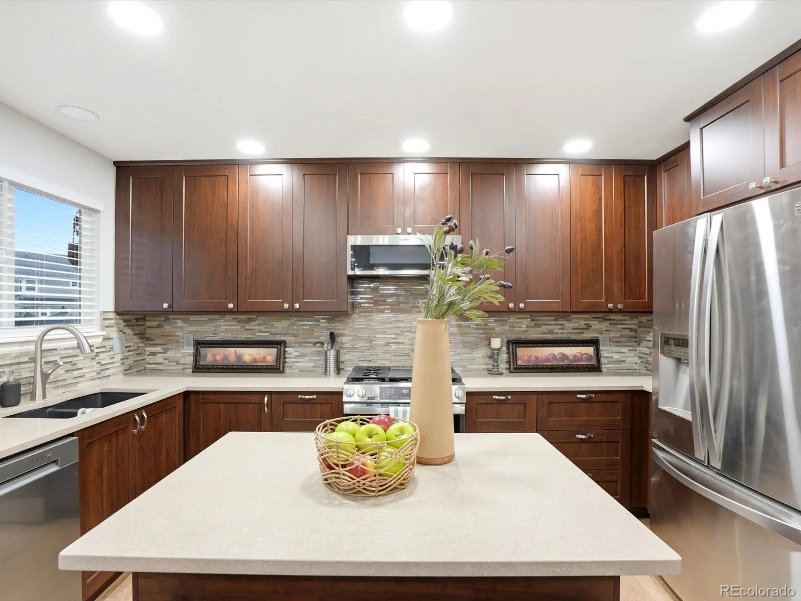 11590 Ridgeview Court Parker CO 80138 | MLS #REC6578126 07312026191143 1600 7