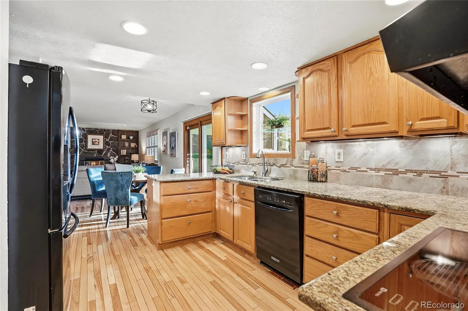 7753 S Oneida Court Englewood CO 80112 MLS #REC6580170 06122026232148 1600 17