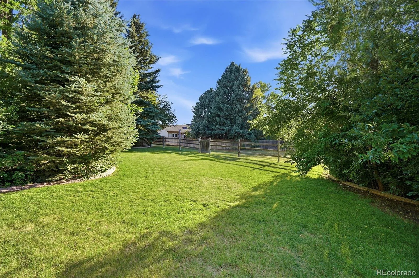 7753 S Oneida Court Englewood CO 80112 MLS #REC6580170 06122026232148 1600 3