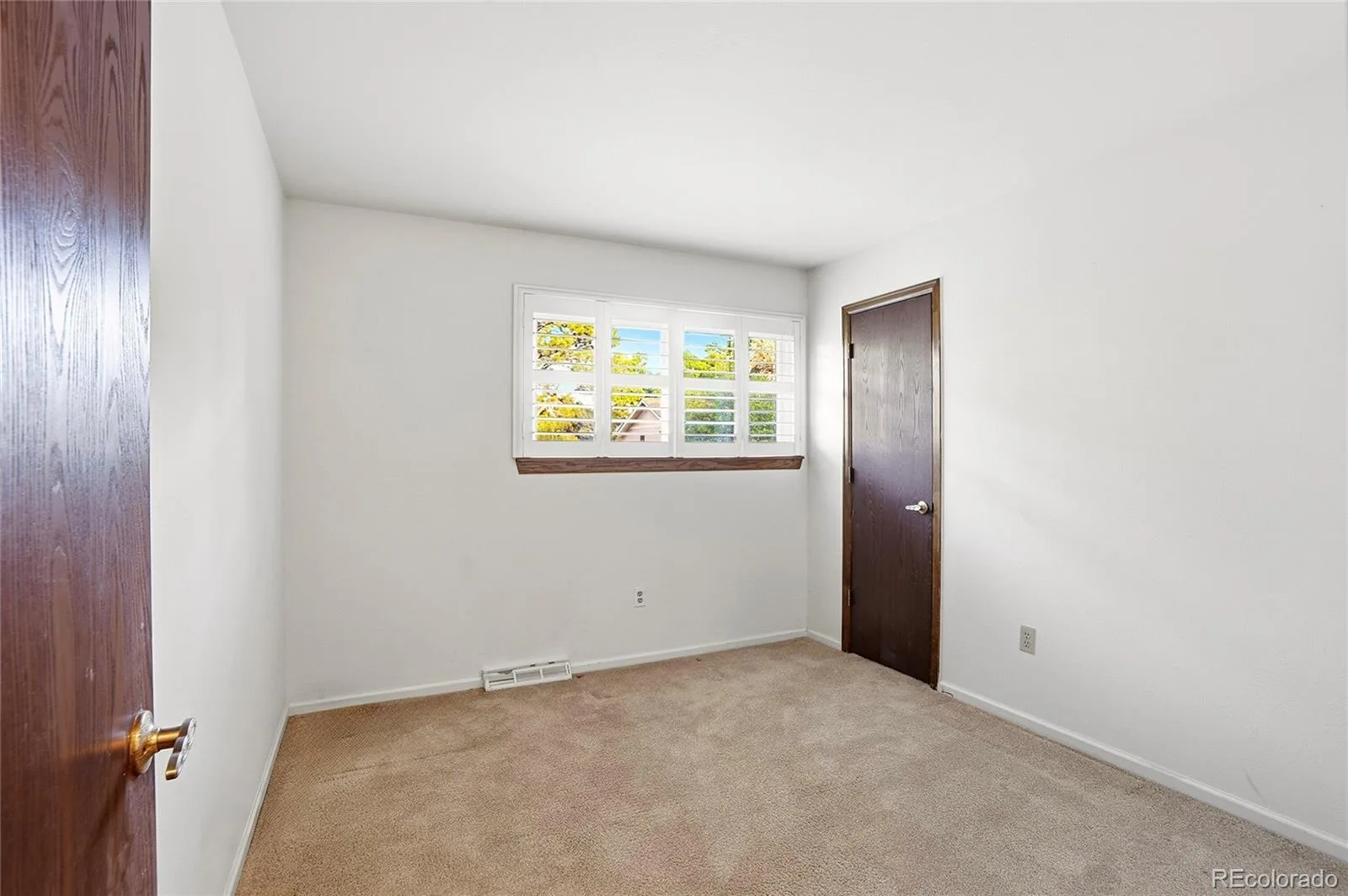 7753 S Oneida Court Englewood CO 80112 MLS #REC6580170 06122026232148 1600 31