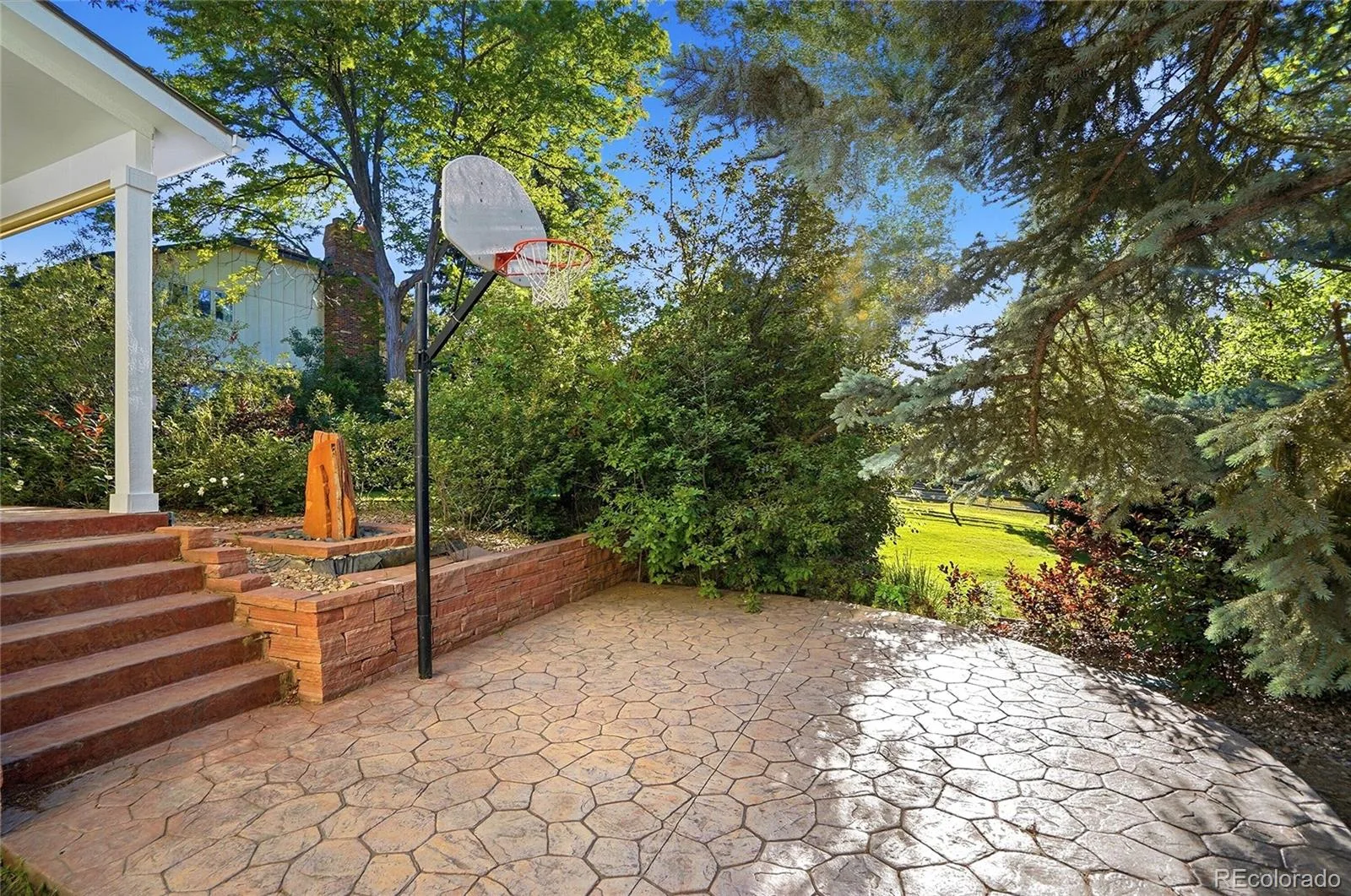 7753 S Oneida Court Englewood CO 80112 MLS #REC6580170 06122026232148 1600 39