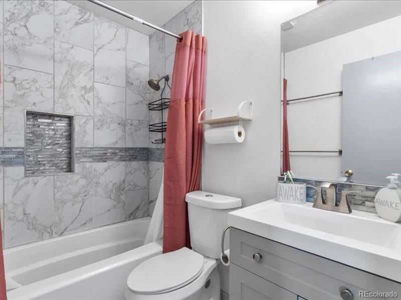 1800 S Monaco Street Parkway Denver CO 80224 MLS #REC6580747 06292026154549 800 15