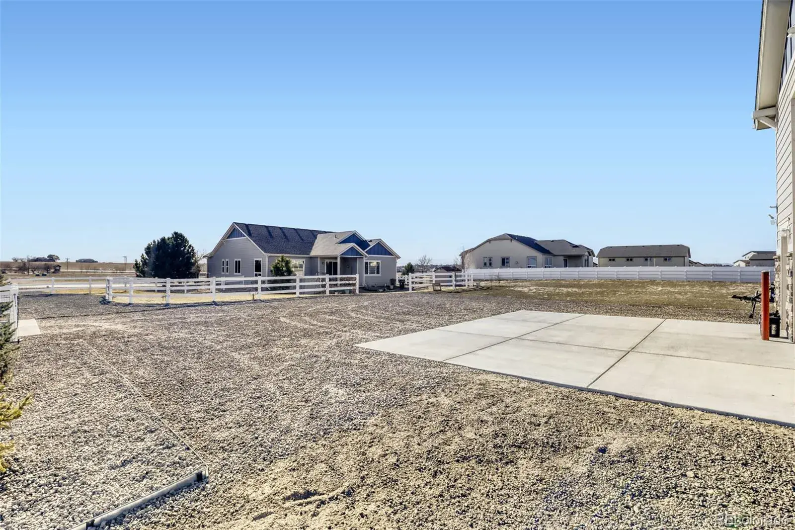 02112026203417 1600 32