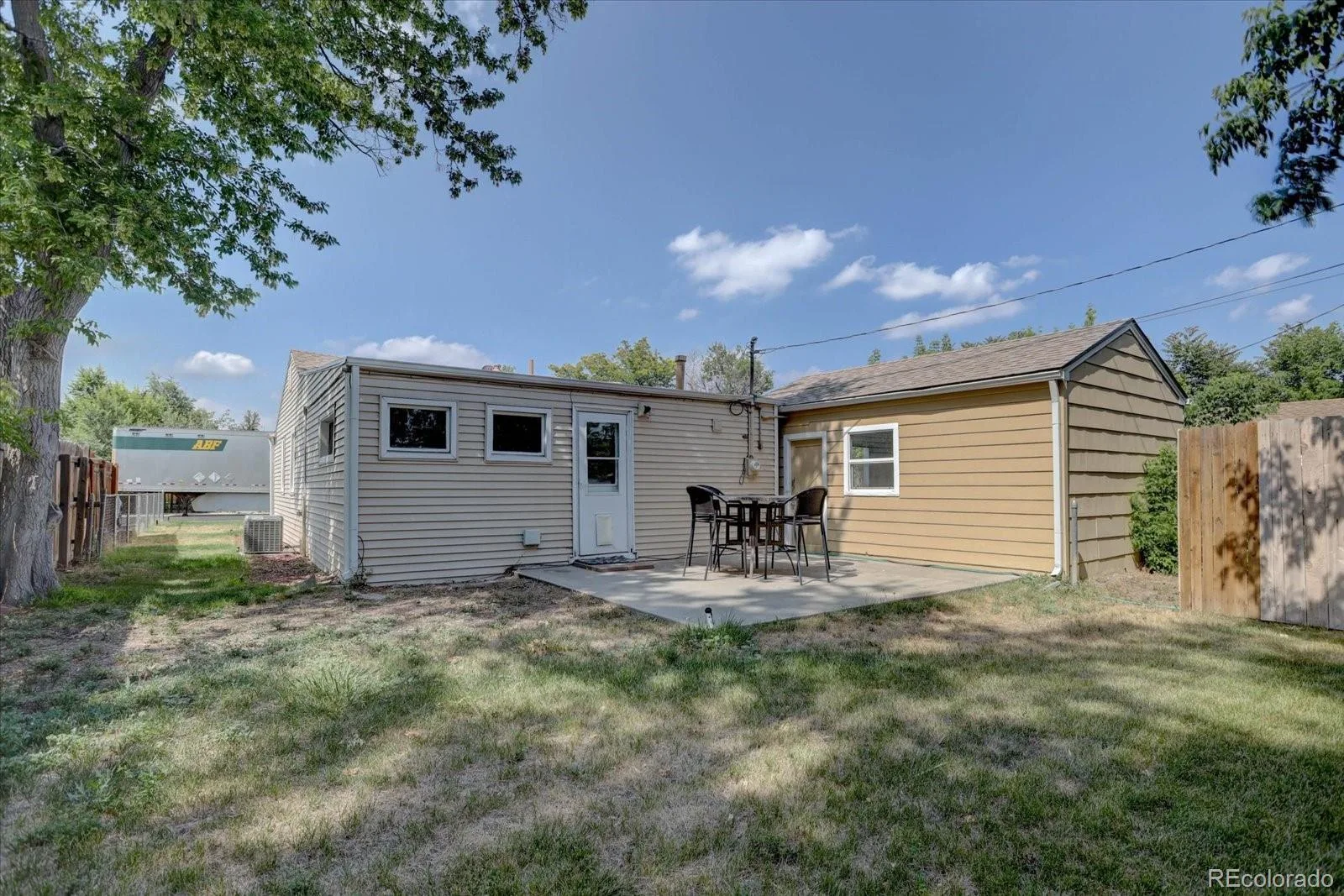 6940 W 55th Place Arvada CO 80002 | MLS #REC6581004 06262026165758 1600 19