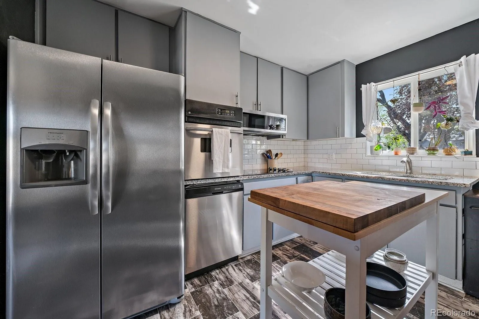 04092026230819 1600 7